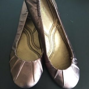 Bronze Naturalizer Leather Flats
